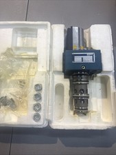 NEW BOSCH 0-811-402-514 VALVE 0811402514 MAKE OFFER!!!