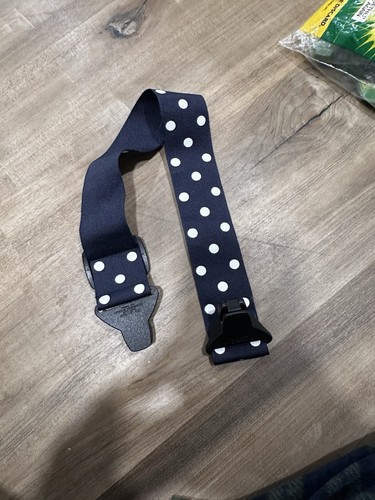 Cover me strap turn any blanket into a nursing cover - Picture 1 of 4