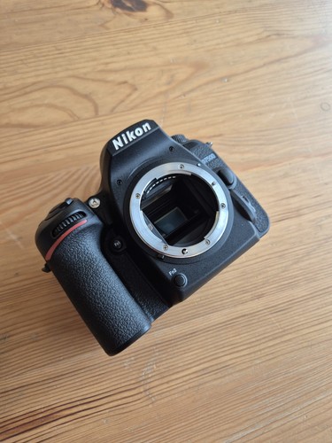 Nikon D7500 fotocamera reflex digitale con obiettivo AF 18-200mm - ottima - spedizione veloce! - Foto 20 di 21