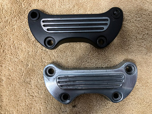 harley davidson sportster dyna top handlebar clamps-2