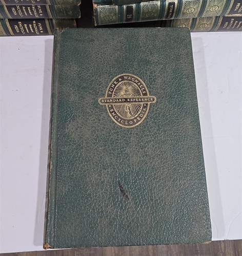 1963 Funk & Wagnalls Standard Reference Encyclopedias Green Covers Volumes 1-25 - Picture 6 of 15