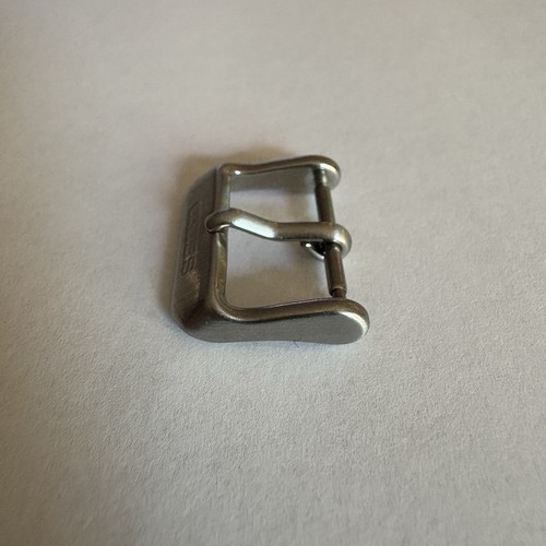 Genuine Seiko Stainless Steel Buckle for 20 mm Tapered Strap (18 mm At Pin) - Picture 4 of 8