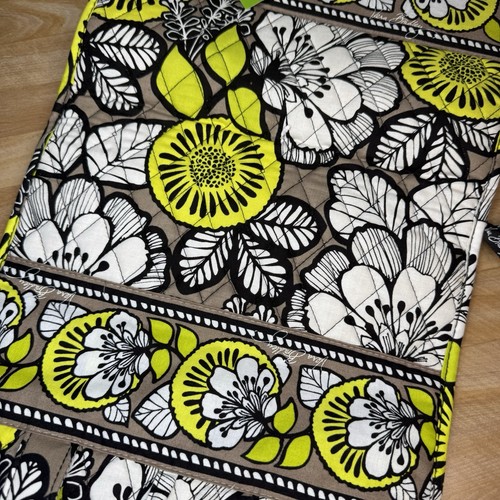 Vera Bradley CITRON Hanging Organizer Cosmetic Makeup Travel Case Retired NWT - Picture 15 of 15