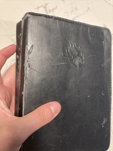 Fire Bible: New International Version Student Edition - Black Leather 2007 NIV - Picture 7 of 16