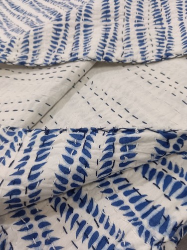 Indian King size Blue White Cotton Kantha Print Blanket Handmade Quilt Bedspread - Picture 14 of 14