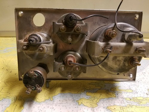 Chrysler Marine 8 Stewart Warner Vintage Gauge Panel - Picture 6 of 8