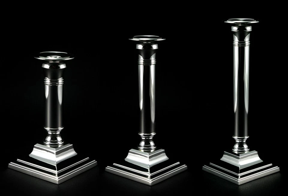 Candelabro In Argento Portacandele Con Incisione - Immagine 2 di 4