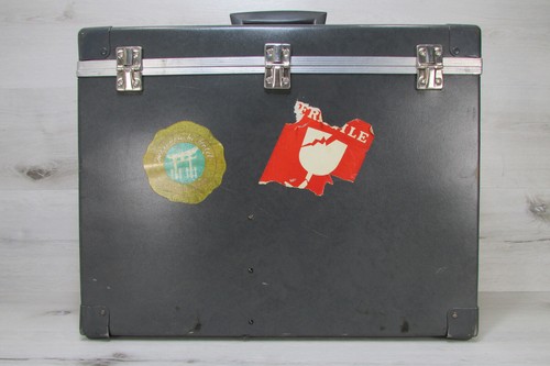 Vintage Kodak Carousel Slide Projector Gray Hard Travel Case Made in USA - 第 5/22 張圖片