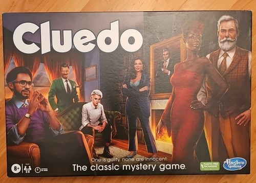 Cluedo Classic Game Solve Murder Mystery 8+ Gold-Plated Tokens Game New Sealed