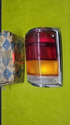 Hella Tail Light Right 1158200964 For Mercedes W115 Station Wagon Ambulance NEW - Picture 3 of 9