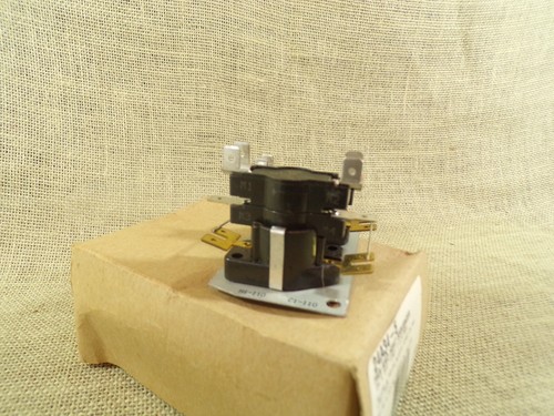 EMERSON ELEC. FAN & HEAT SEQUENCER NEW # 24A34-5 - Picture 5 of 7