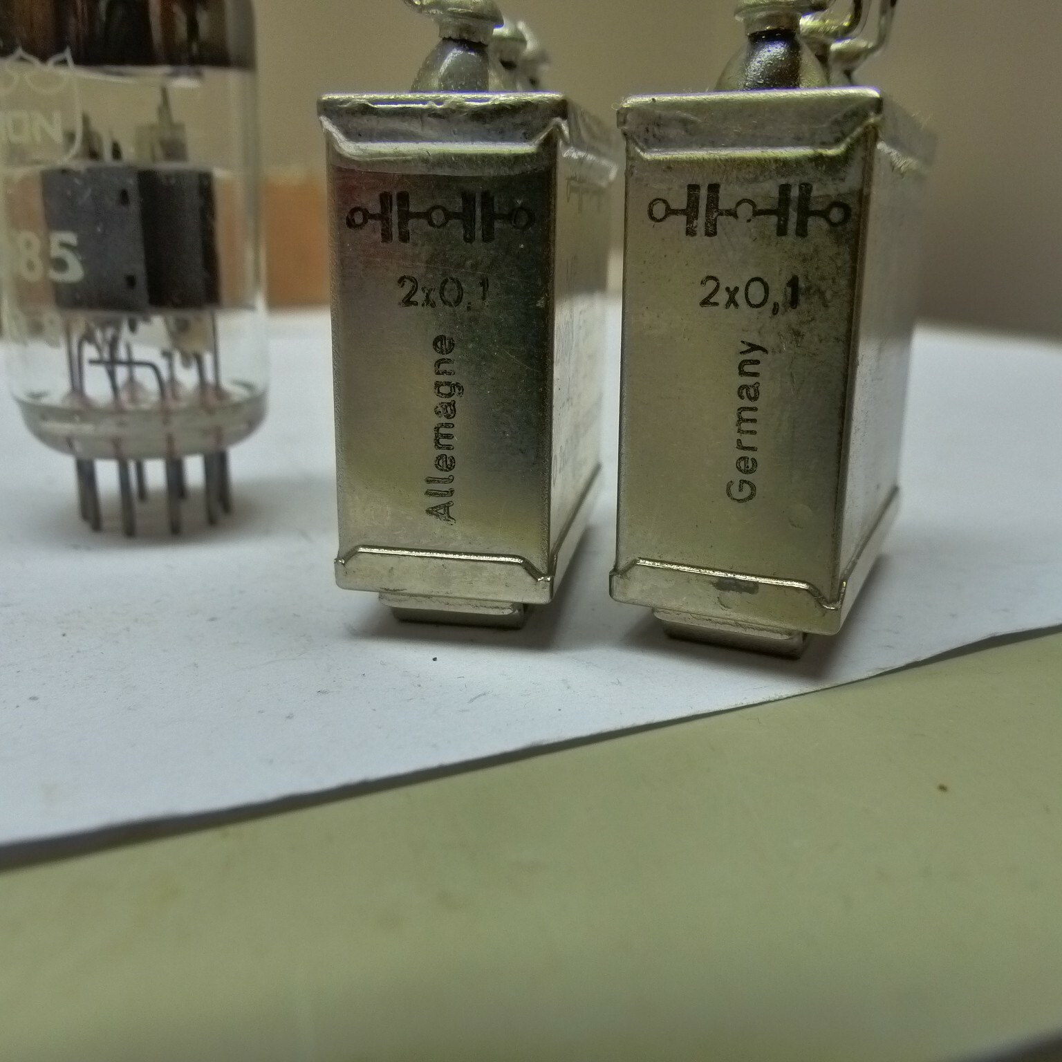2x vintage PIO capacitors 2x 0,1uF 500V (-M) Klangfilm Germany NOSNEW Audio