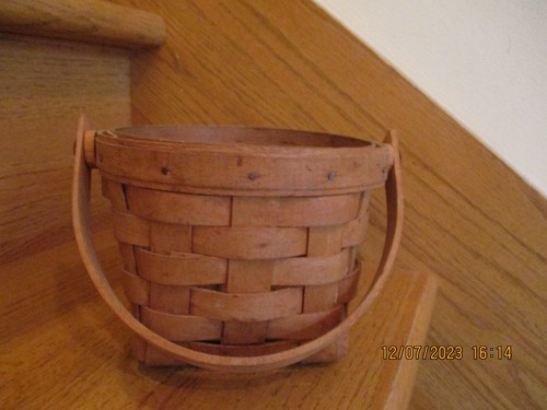 Longaberger 5" Measuring Basket Classic 1995 handy size! *shipping included* - Picture 2 of 6
