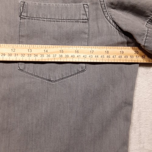 Pull & Bear Mens S/S Gray Chambray Button Shirt Sz.Medium/Distressed Classic - Picture 7 of 9