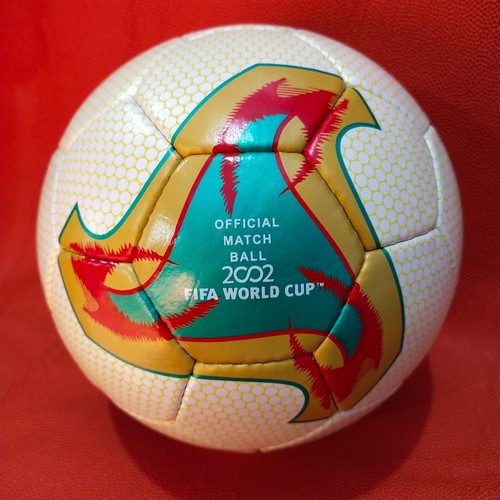 FIFA World Cup 2002 Match Ball Adidas Fevernova Official Football Size 5 - Bild 4 von 6