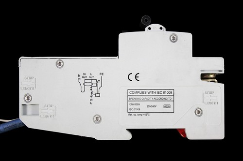 NEWLEC 6 AMP CURVE C 6kA 30mA RCBO TYPE A NLRCB630A RED CLIP - Picture 2 of 6