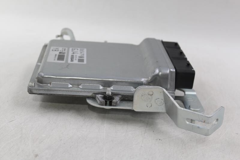 ミニカー NISSAN MOTOR CORPOATION 810voGvXAwL.jpg_BO30,255,255,