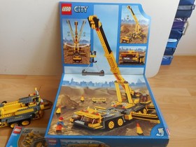 LEGO City Mobile Crane with Box (Lego No: 7249)