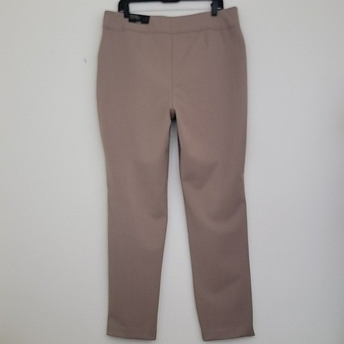 Pantaloni Chico's So Slimming Tan Conici Pull On Nuovi con etichette Chico's 2.5 Donna14 - Foto 10 di 16