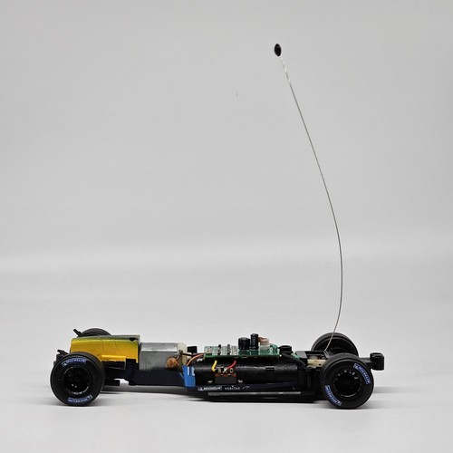 Vintage RC ferngesteuertes Auto Formel 1 Chassis Michelin Reifen wie abgebildet ungetestet - Bild 7 von 9