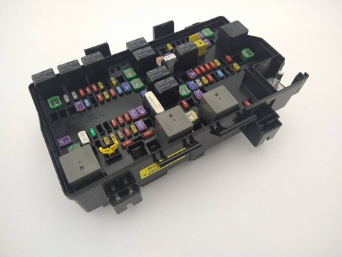 2016 RAM 1500 Totally Integrated Fuse Junction Box P68258527AA OEM - Picture 5 of 11