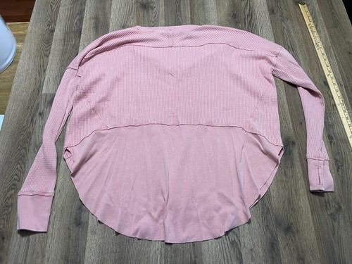 We The Free Sweater, Women's Size Large, Pink, Long Sleeve, V-neck - Picture 2 of 8