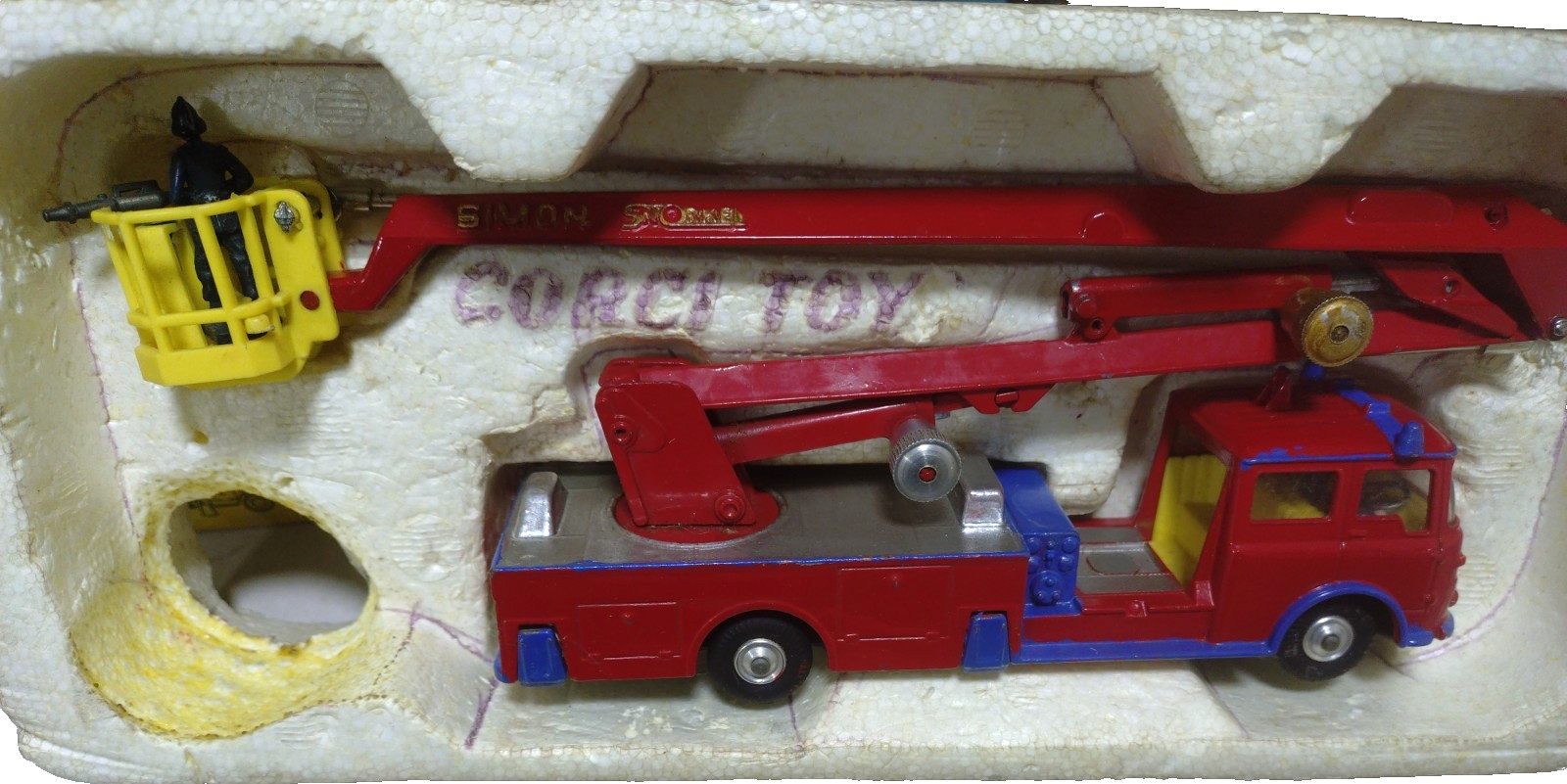 Corgi 1127, Simon Snorkel Fire Engine - Free Price Guide