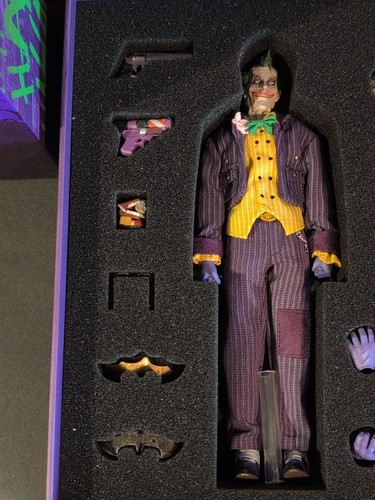EXTREME TOYS 1/12 Scale Cyber Knight "The Clown" 6" Action Figure - Picture 9 of 14