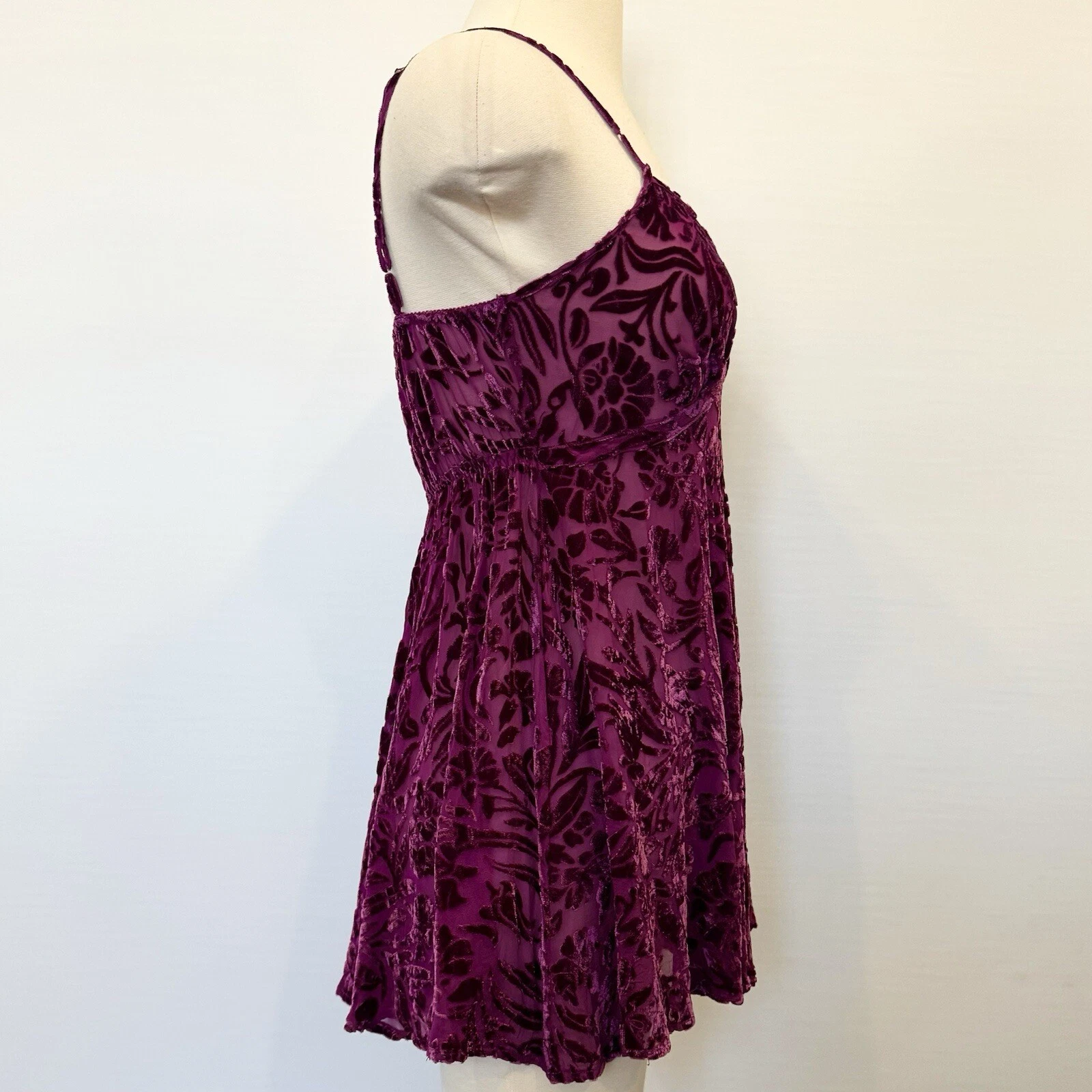 UNDERCOVER Abito slip babydoll anni 90 Victoria’s Secret seta velluto rosa magenta floreale pergamena