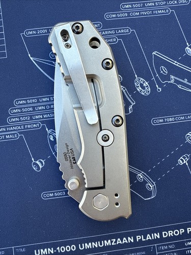 Zero Tolerance ZT 0550 Hinderer Knife S35VN Discontinued Ti Frame lock - Picture 7 of 10