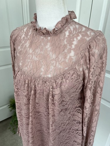 Cable & Gauge Women’s Mauve Floral Lace Blouse High Neck Long Sleeve Ruffle Sz L - Picture 4 of 11