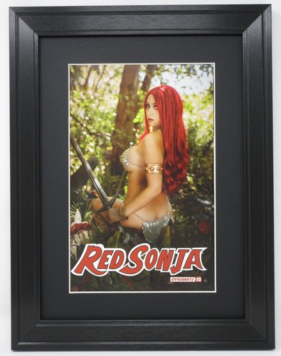 COMIC BOOK MARVEL DC (NOT INCLUDED) PICTURE DISPLAY WALL FRAME 11.5" x 15" - Picture 2 of 6