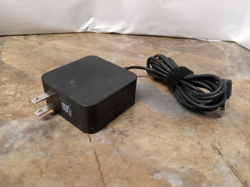 Genuine OEM Asus 65W 19V 3.42A 4.0MM AC Power Adapter Charger AD2087320 RS - Picture 4 of 5