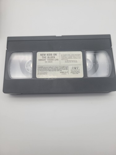 Set Of 2 New Kids on the Block "Step By Step" & "Hangin' Tough Live" VHS Tapes - Picture 6 of 10
