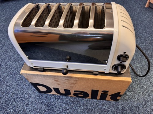 Dualit 6 Slice Classic Toaster White And Chrome 60146 D6BMH - Picture 3 of 5