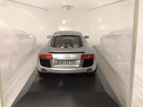 Schuco 1:43 Audi R8 Model Car Gift Christmas HTF Collect - Picture 4 of 7