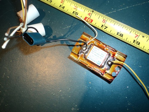 Pachislo Fluorescent Light Transformer / Bulb Bases Originally from Deru Deru - Picture 3 of 9
