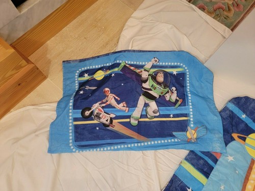 Toy Story 4 Toddler Bed Set 4-Piece Comforter Pillowcase Flat and Fitted Sheets - Picture 5 of 12