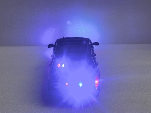 POLICE GMC YUKON-DENALI 1:24 Friction FBI CIA Secret Service Flashing LED Lights - Picture 8 of 11