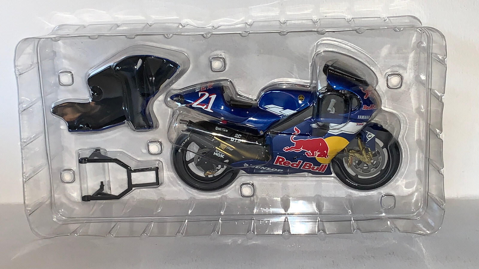 Foto 6 di 24