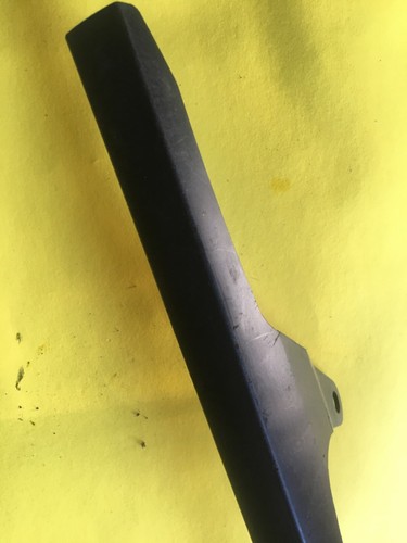 06-07 Yamaha YZF R6 Chain Guard - Picture 5 of 5