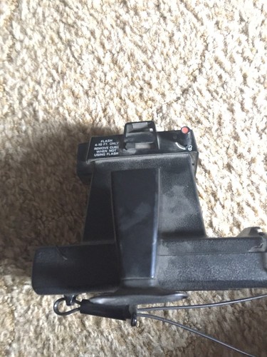 POLAROID LAND CAMERA INSTANT " THE CLINCHER " TAKES FLASH CUBES - Picture 7 of 7