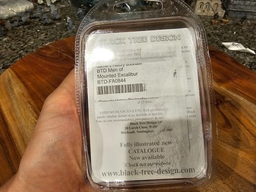 Tabletop Black Tree Miniatures Mtd Excalibur Knight Metal in Blister JV266 - Picture 10 of 10