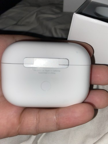 Apple AirPods Pro avec étui de chargement sans fil MagSafe - Blanc - Photo 4 sur 5