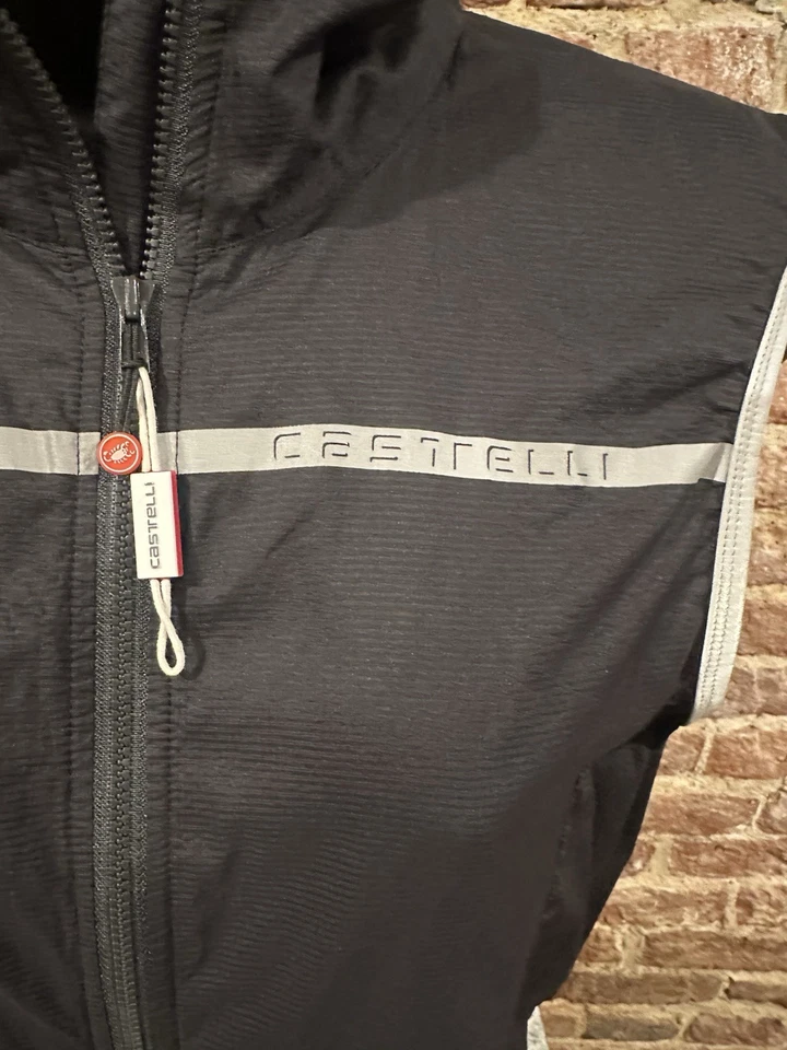 Chaleco de ciclismo Castelli Superleggera cremallera completa para mujer talla mediana Foto 2 de 4