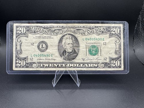 💵 1981 $20 Jackson Note L04005490E 💚 Old Style Federal Reserve Bill Circulated - Picture 1 of 2