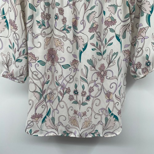 LC Lauren Conrad Damen Blumen Top 3/4 Arm Plissee Größe Small leicht - Bild 3 von 9