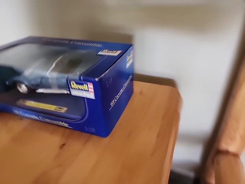 Chevrolet Corvette Stingray Metal Convertible 1969 Azul Metálico 427 1:18 Revell - Imagen 4 de 4