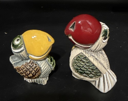Artesania Rinconada Earthenware ~ 2  PAPAGAYO Red & Yellow Beak ~ HandMade - Picture 1 of 9