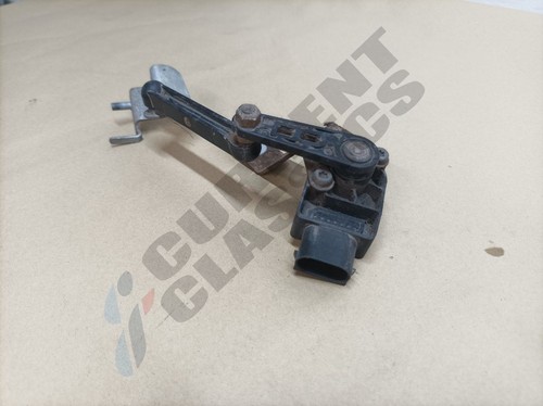 BMW F23 M240i REAR LEVEL SENSOR 6870000 - Picture 6 of 9